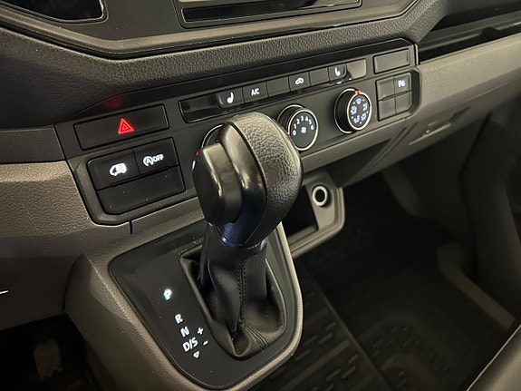 Volkswagen Crafter 8 of 14