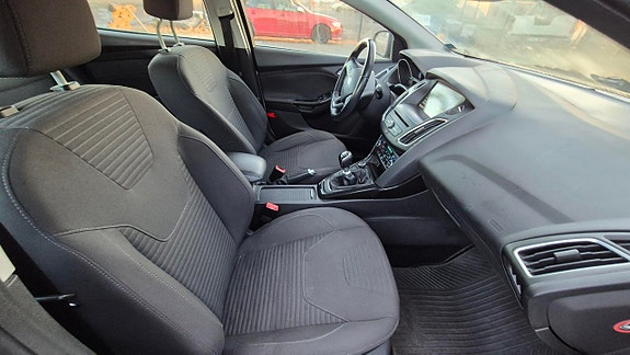 Ford Focus 13 of 14