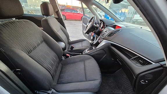 Opel Zafira Tourer 5 of 5