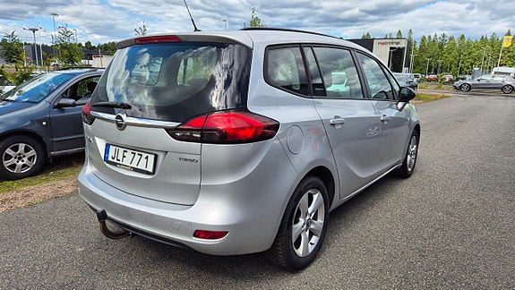 Opel Zafira Tourer 3 of 5