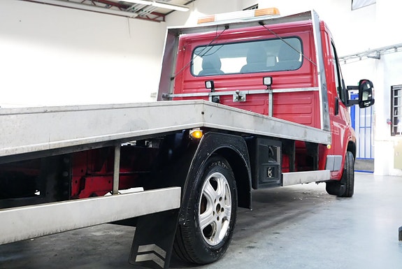 Peugeot Boxer 12 of 17