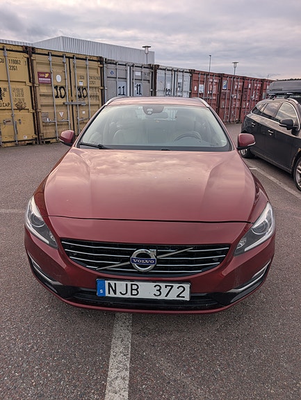 Volvo V60 4 of 9