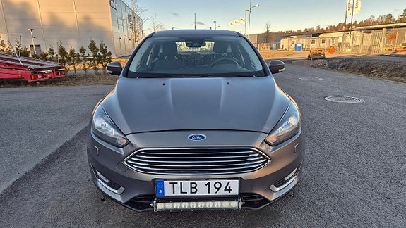 Ford Focus 3 of 10