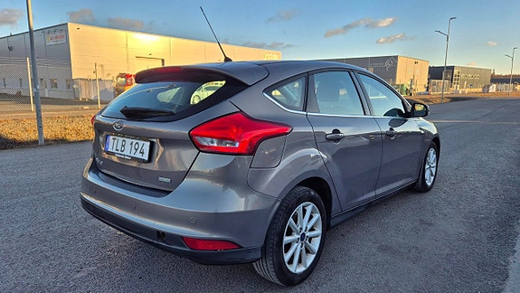 Ford Focus 4 of 10