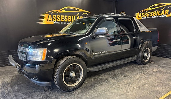 Chevrolet Avalanche 7 of 22
