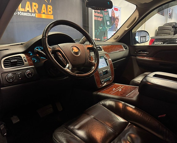 Chevrolet Avalanche 16 of 22