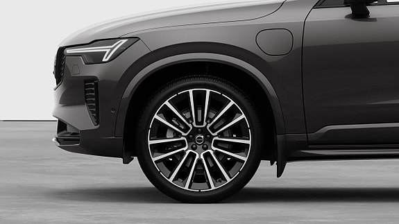 Volvo XC90 9 of 24