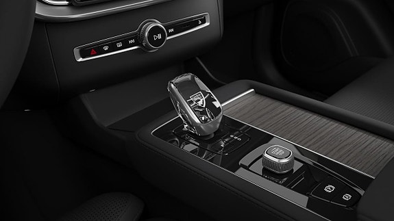 Volvo XC90 20 of 24