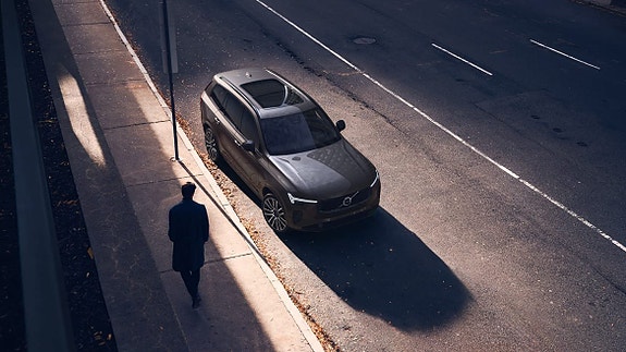 Volvo XC90 14 of 24