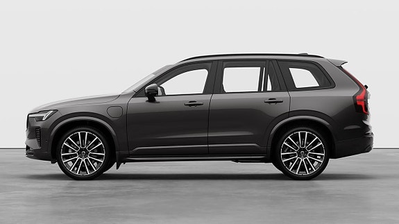 Volvo XC90 6 of 24