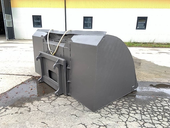 Högtippande skopa 4,2 kbm, St Bm