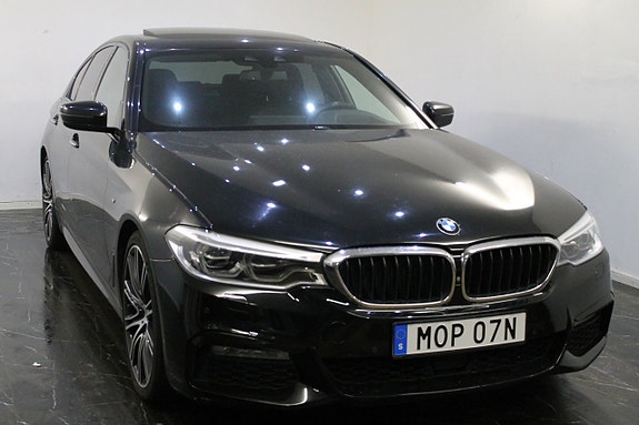 BMW 530d 2 of 5