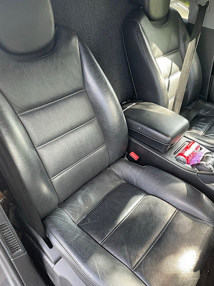 Porsche Cayenne 9 of 14