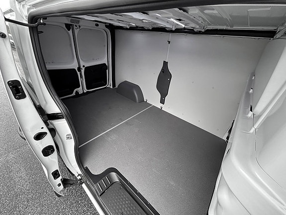 Nissan Primastar 20 of 20