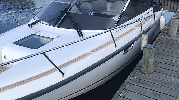 Aquador 25HT / Mercruiser 4,5l -20