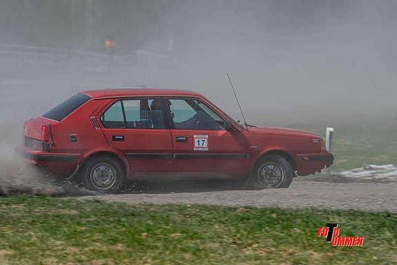 Volvo 360 4 of 5