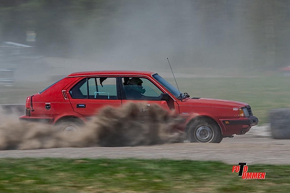 Volvo 360 3 of 5