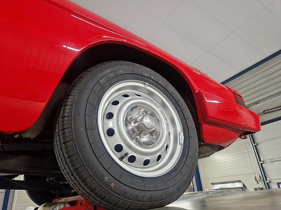 Alfa Romeo Spider 22 of 27