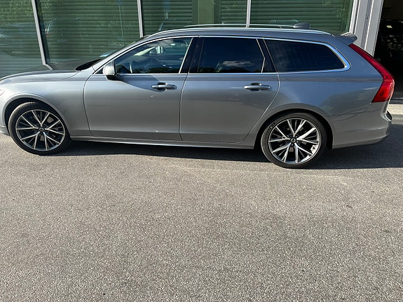 Volvo V90 3 of 6