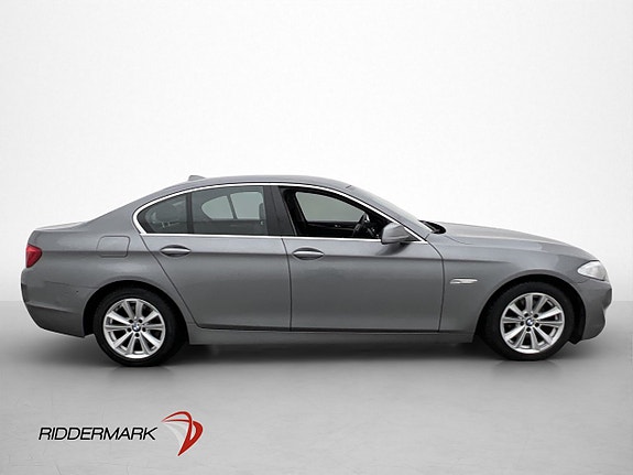 BMW 523i 8 of 29