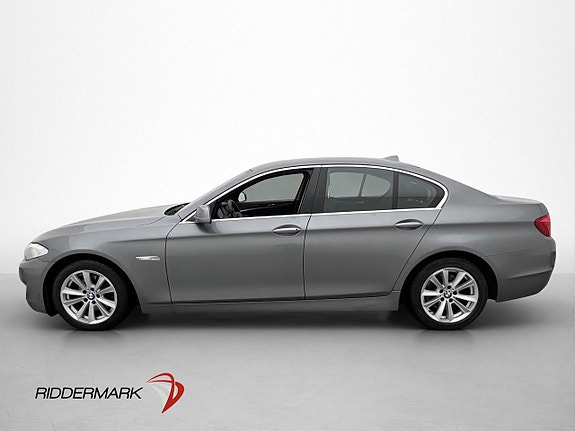 BMW 523i 4 of 5
