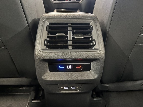 Volkswagen Tiguan 13 of 15