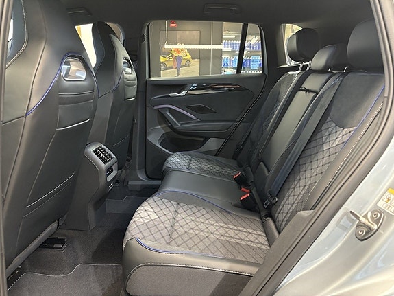 Volkswagen Tiguan 11 of 15