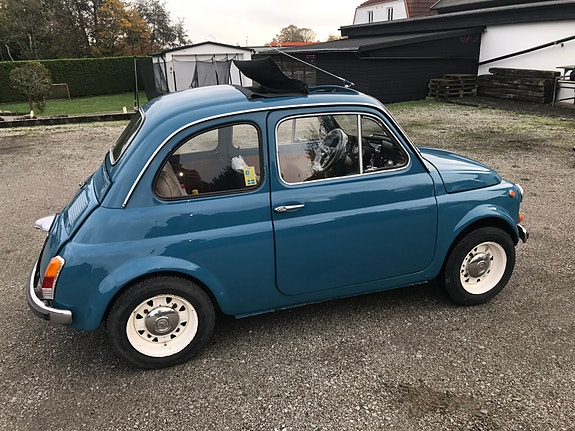 Fiat 500 4 of 5