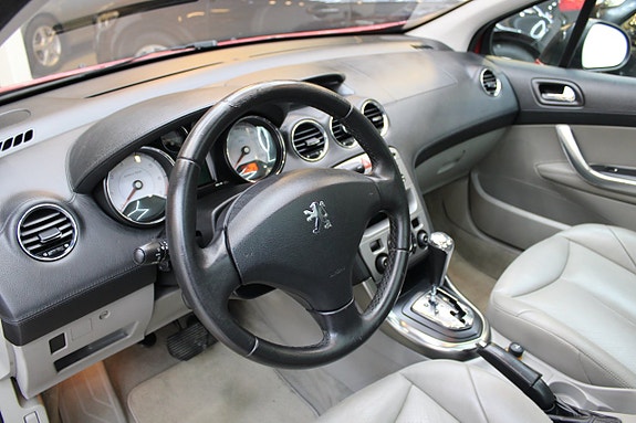 Peugeot 308 10 of 11