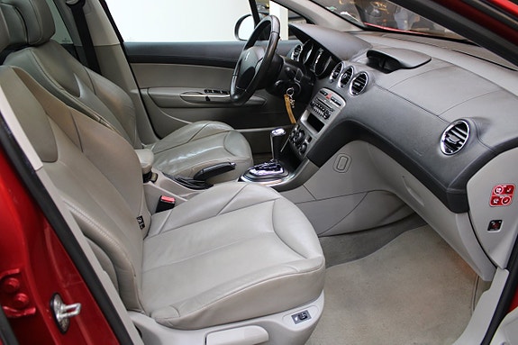 Peugeot 308 7 of 11