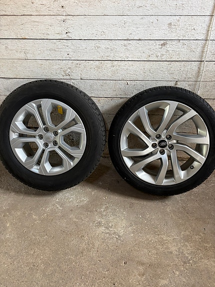 Land Rover Discovery Sport 6 of 6