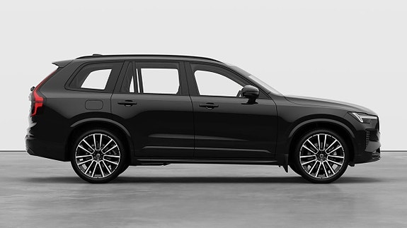 Volvo XC90 3 of 5