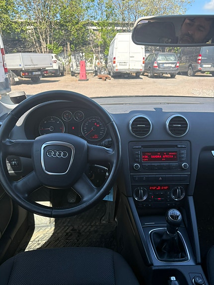 Audi A3 4 of 6
