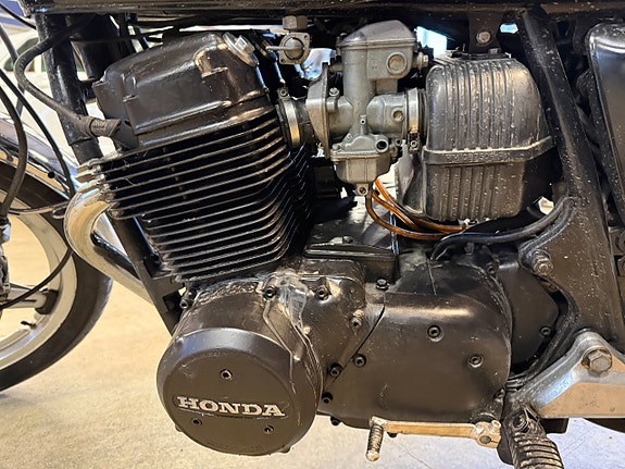 Honda CB 750 Four Super Sport 13 of 18