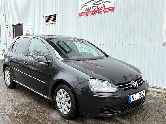 Volkswagen Golf V 8 of 15