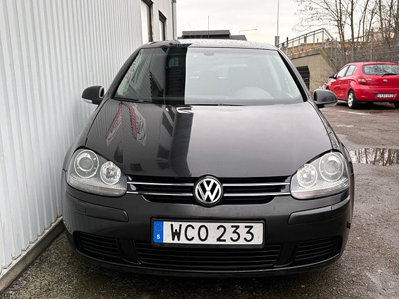 Volkswagen Golf V 3 of 15