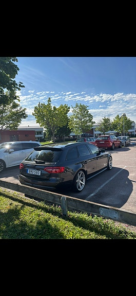 Audi A4 4 of 5