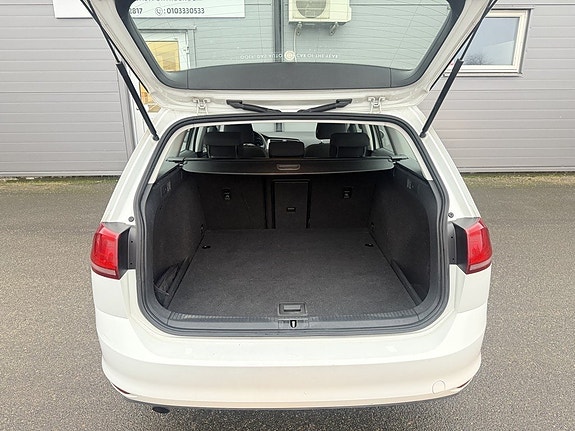 Volkswagen Golf VII 9 of 15