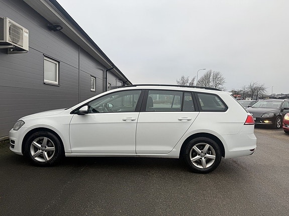 Volkswagen Golf VII 8 of 15