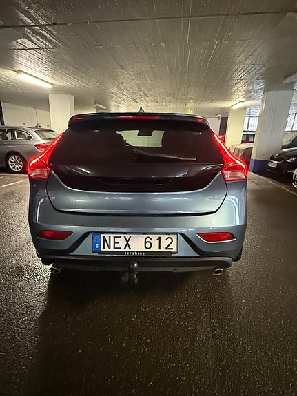 Volvo V40 7 of 13