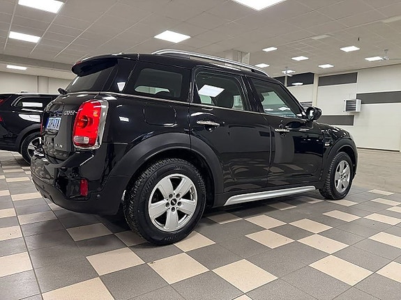 MINI Countryman Cooper 5 of 5