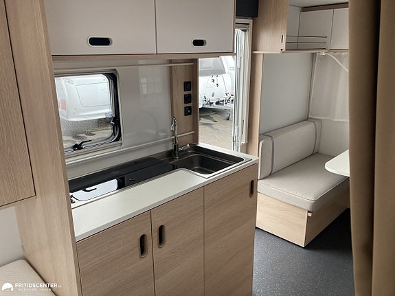 Adria AVIVA 492 LU *MOVER / Cykelställ / Solpanel* 9 of 12