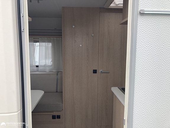 Adria AVIVA 492 LU *MOVER / Cykelställ / Solpanel* 5 of 12