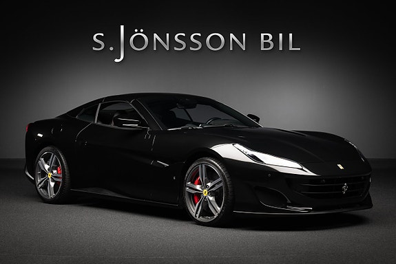 Ferrari Portofino 5 of 5