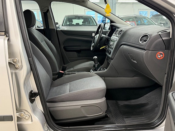 Ford Focus 15 of 28