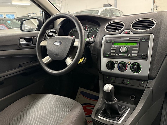 Ford Focus 17 of 28