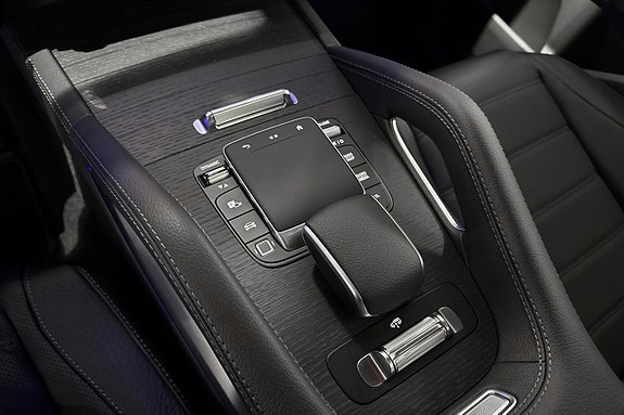 Mercedes-Benz GLE350 de 13 of 19