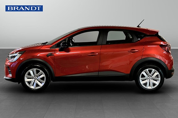 Renault Captur 3 of 11