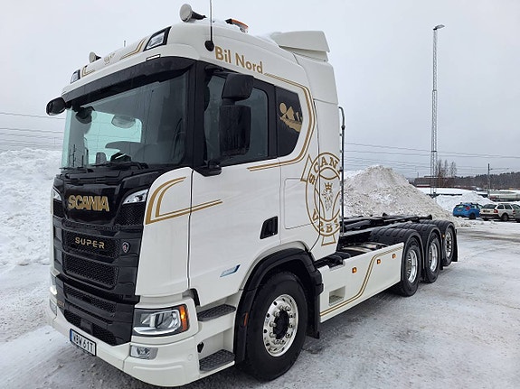 Scania R560B8x4*4 Lastväxlare Hiab