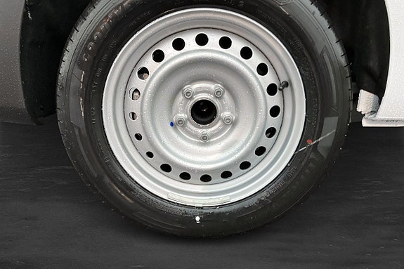 Mercedes-Benz eCitan 6 of 13